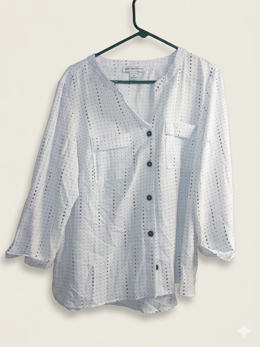 New York & Company White Button-Front Blouse with Navy Dot Print
